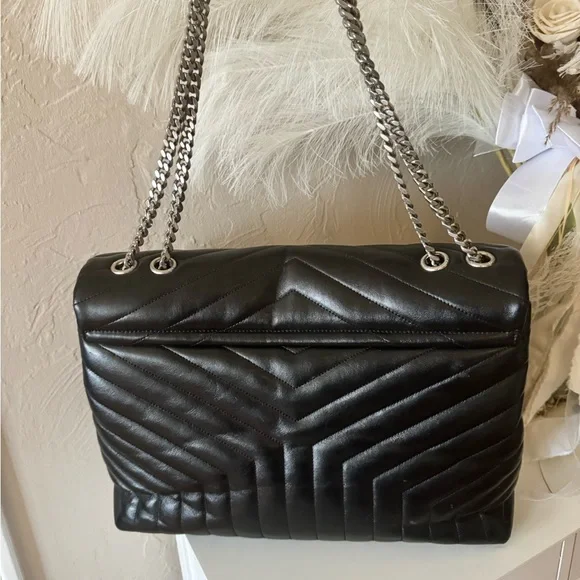 Yves Saint Laurent Black Quilted Shoulder Bag Large LouLou - Picture 3 of 6